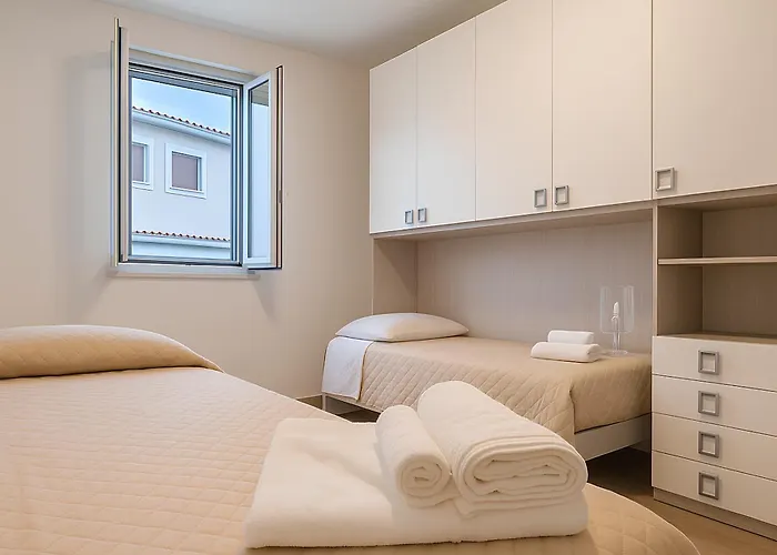 Tolomeo - 3 - Intero *